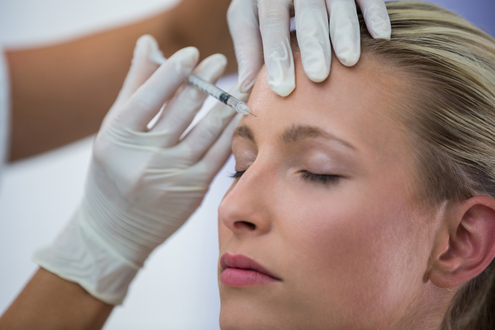 Markierung der Gesichtsregion und Dosisplanung vor einer Botox-Behandlung