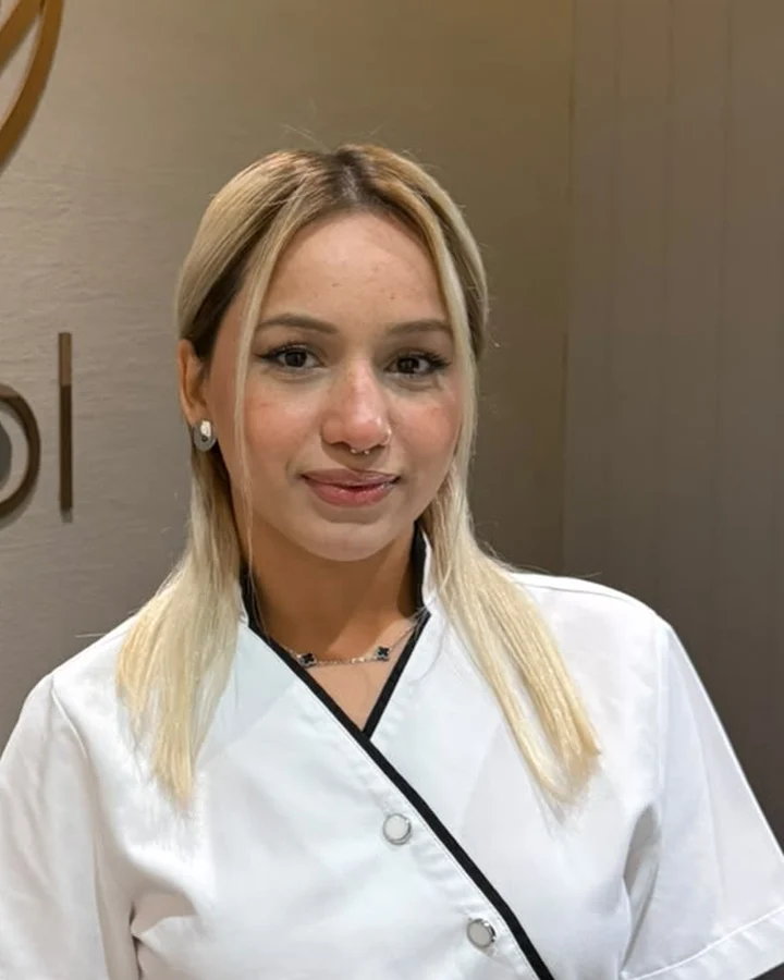 Çağla A., Aesthetician